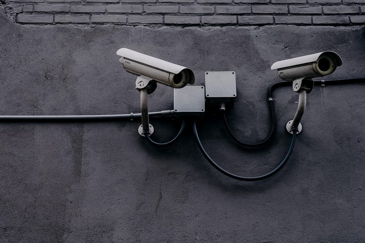 Importancia de la seguridad en el hogar: ¿Por qué invertir en alarmas?